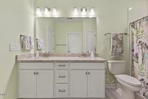 Bath - 1118 Morrison Dr, Durham, NC 27703 photo 2 of 6