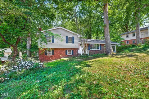 3304 Julian Dr, Raleigh, NC 27604