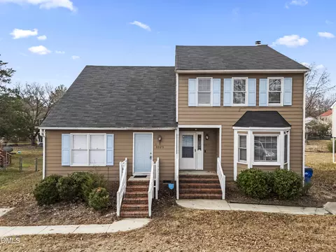 8029 Perry Creek Rd, Raleigh, NC 27616