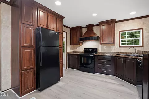 Kitchen - 308 Morehead Dr #46, Willow Spring, NC 27592 photo 1 of 3