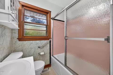 Bath - 721 Wait Ave, Wake Forest, NC 27587 photo 2 of 3