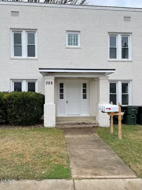 328 Sellars St, Burlington, NC 27217