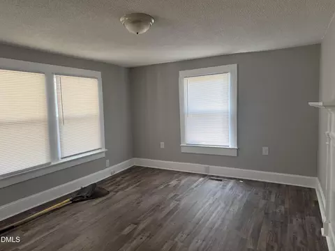 511 E Woodall St, Smithfield, NC 27577 photo 2