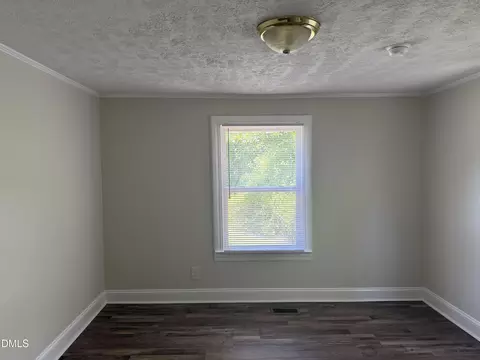 511 E Woodall St, Smithfield, NC 27577 photo 4