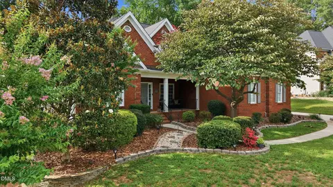 206 Yale Ln, Chapel Hill, NC 27517