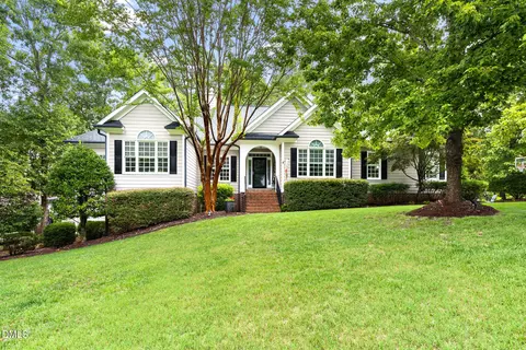 2901 Sunnystone Way, Raleigh, NC 27613
