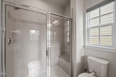 Bath - 1010 Kentlands Dr, Durham, NC 27713 photo 3 of 4