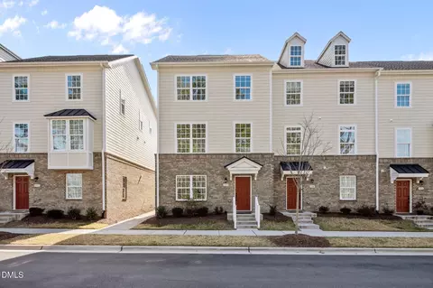 Exterior - 1010 Kentlands Dr, Durham, NC 27713 photo 2 of 4