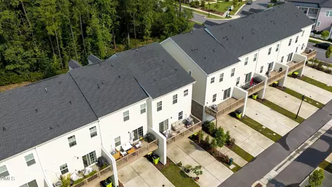 View/Area - 1010 Kentlands Dr, Durham, NC 27713 photo 2 of 3