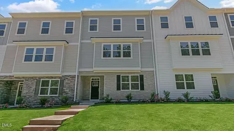 816 Washington St, Fuquay Varina, NC 27526