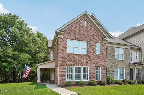 2112 Kedvale Ave, Raleigh, NC 27617