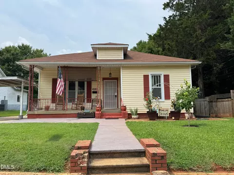 215 W Parker St, Graham, NC 27253