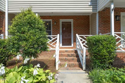 4636 Townesbury Ln, Raleigh, NC 27612