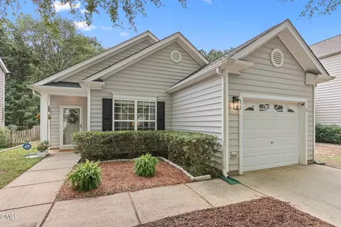 8421 Whisper Ridge Pl, Raleigh, NC 27613