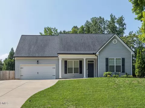 217 W Elm Ave, Holly Springs, NC 27540
