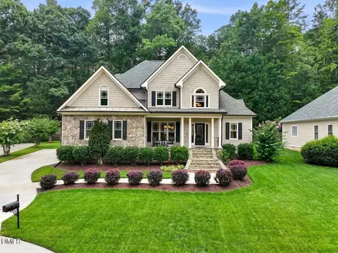 8113 Last Oak Ct, Raleigh, NC 27613