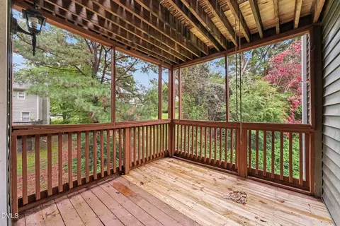 Exterior - 4 Brightleaf Ct, Durham, NC 27713 photo 2 of 4
