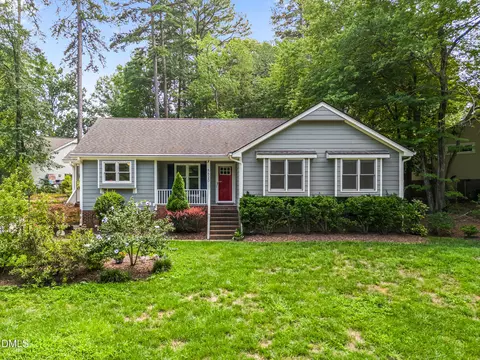 5620 Farley Dr, Raleigh, NC 27609