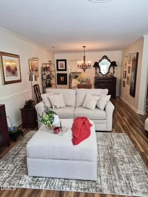 3192 Morningside Dr, Raleigh, NC 27607