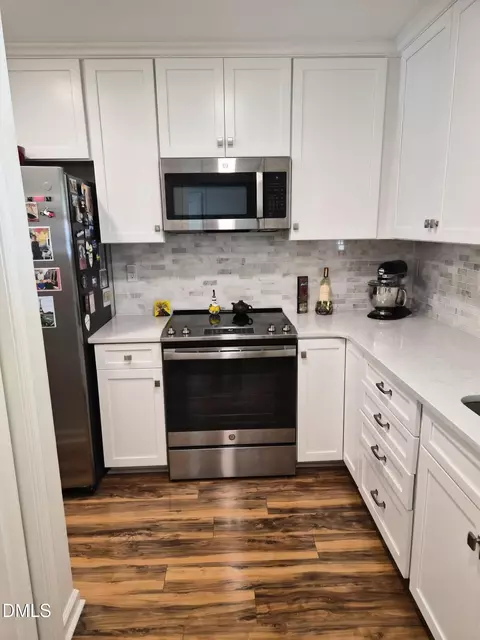 3192 Morningside Dr, Raleigh, NC 27607 photo 3