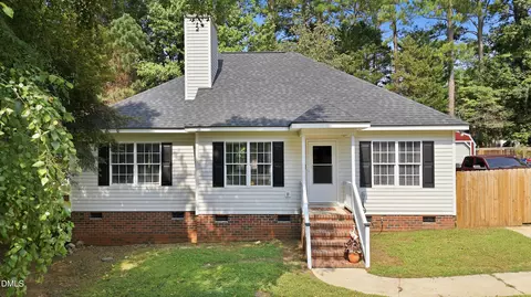 1656 Deerwalk Dr, Rocky Mount, NC 27804