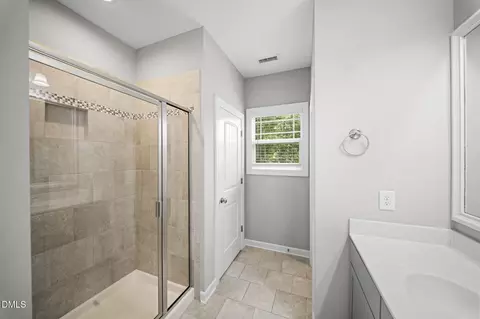 Bath - 159 Thunder Ridge Dr, Garner, NC 27529 photo 2 of 7