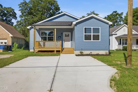 2208 Dalrymple St, Sanford, NC 27330