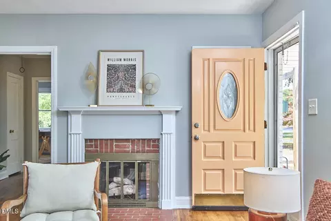 Entry Way - 113 Higbee St, Durham, NC 27704 photo 1 of 4