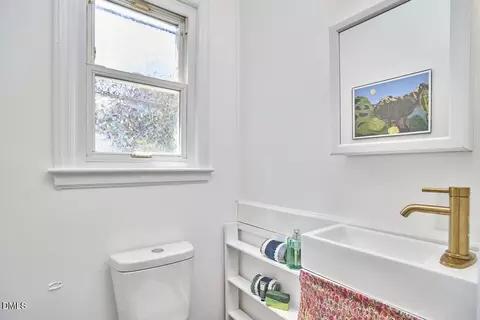Bath - 113 Higbee St, Durham, NC 27704 photo 1 of 2