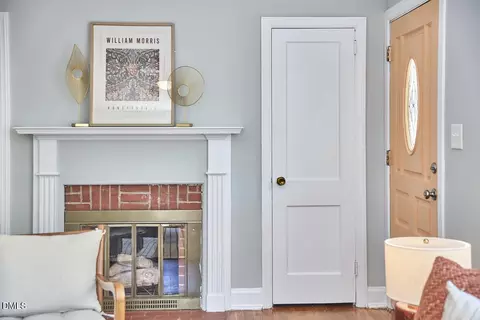 Entry Way - 113 Higbee St, Durham, NC 27704 photo 3 of 4
