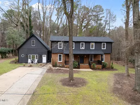 5425 Live Oak Trl, Raleigh, NC 27613