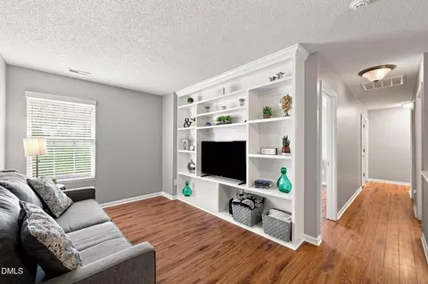 Entry Way - 809 Stackhurst Way, Wake Forest, NC 27587 photo 2 of 2