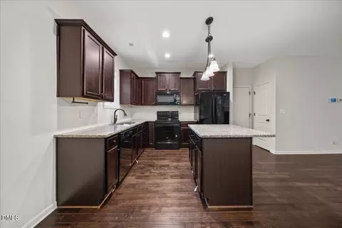 Kitchen - 139 Smart Ct, Clayton, NC 27520 photo 2 of 2