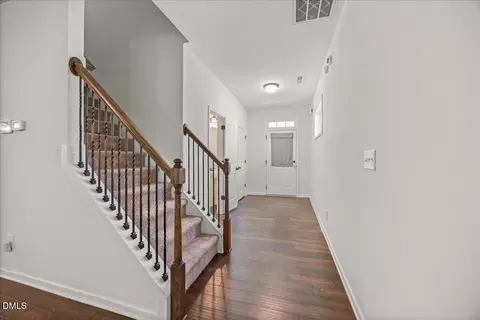 Entry Way - 139 Smart Ct, Clayton, NC 27520 photo 2 of 4