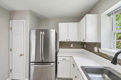 Kitchen - 4616 Dolwick Dr, Durham, NC 27713 photo 4 of 4