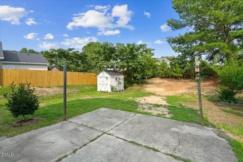 Exterior - 414 Lodestone Dr, Durham, NC 27703 photo 4 of 8