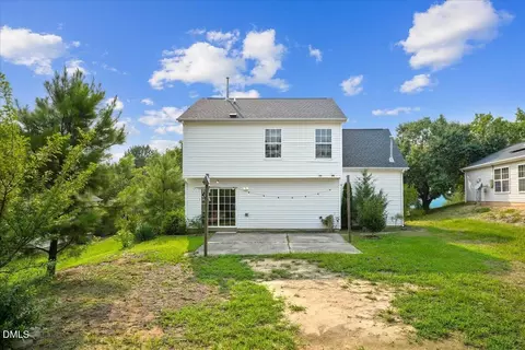 Exterior - 414 Lodestone Dr, Durham, NC 27703 photo 6 of 8