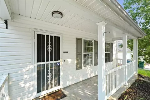 Exterior - 414 Lodestone Dr, Durham, NC 27703 photo 2 of 8
