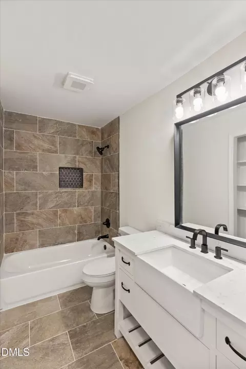 Bath - 103 Lilly St, Dunn, NC 28334 photo 4 of 4