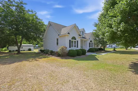 1118 Warren Rd, Erwin, NC 28339 photo 3