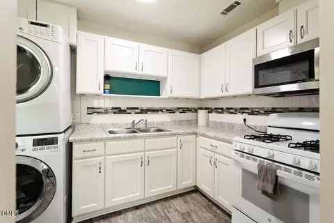 Kitchen - 9 Plummer Pl, Durham, NC 27703 photo 1 of 1