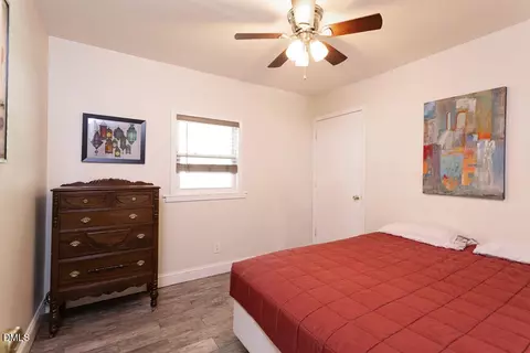 Bedroom - 9 Plummer Pl, Durham, NC 27703 photo 3 of 5
