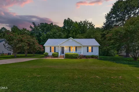 2649 Matthews Rd, Clayton, NC 27520