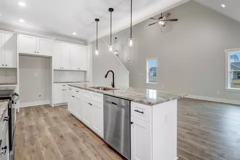 Kitchen - 7401 Hill Rd, Spring Hope, NC 27882 photo 4 of 6