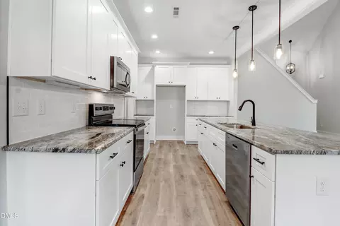 Kitchen - 7401 Hill Rd, Spring Hope, NC 27882 photo 3 of 6