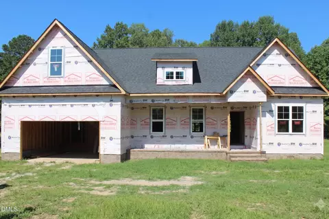 20 Home Place Ln, Zebulon, NC 27597