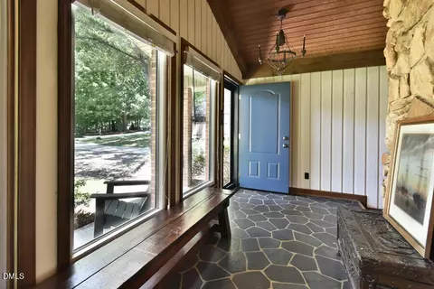 1012 Arthur Dr, Graham, NC 27253 photo 6