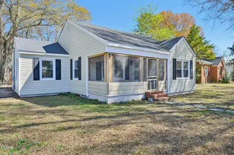Exterior - 712 Fairground Rd, Dunn, NC 28334 photo 2 of 7