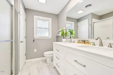 Bath - 712 Fairground Rd, Dunn, NC 28334 photo 1 of 3