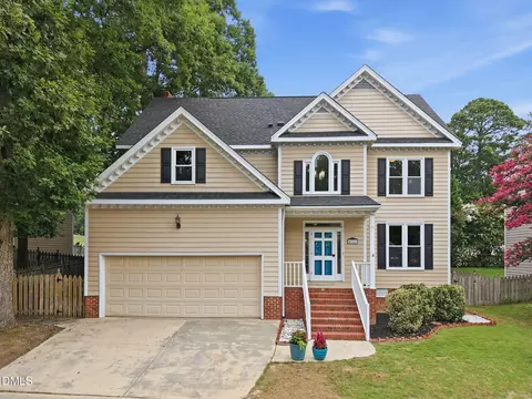 4721 Grand Cypress Ct, Raleigh, NC 27604